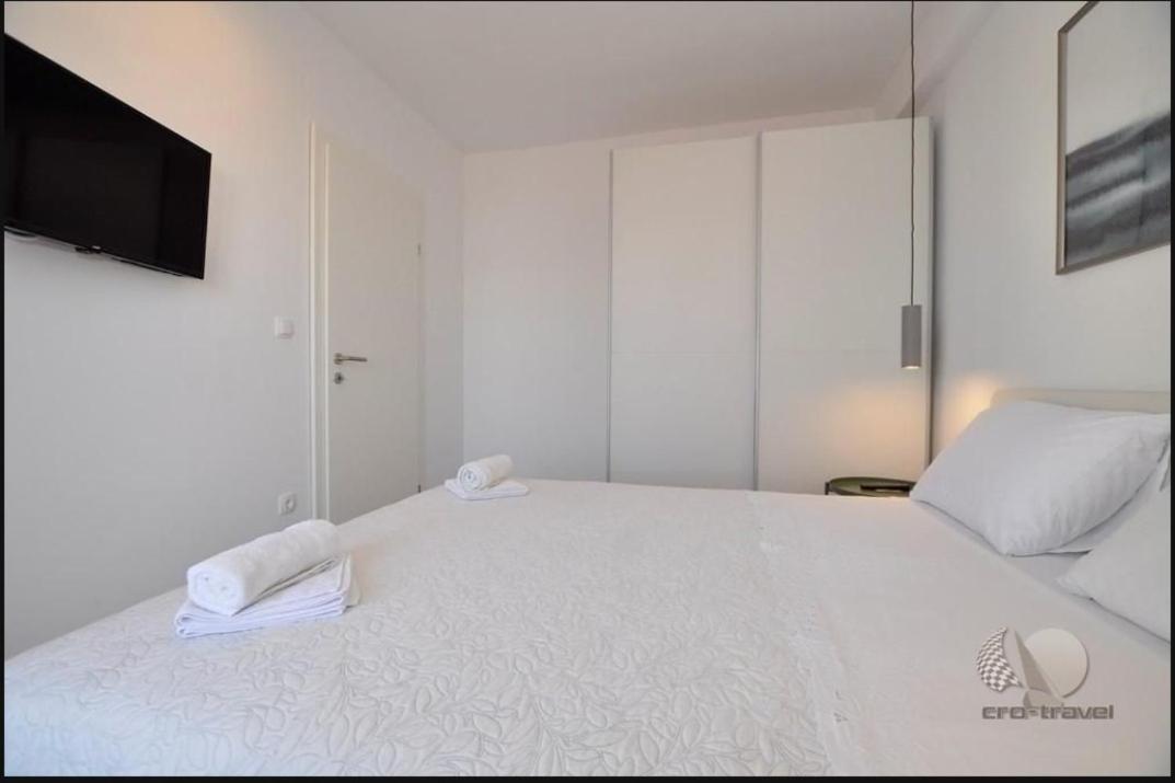 Apartmani Miranda Drašnice Eksteriør billede